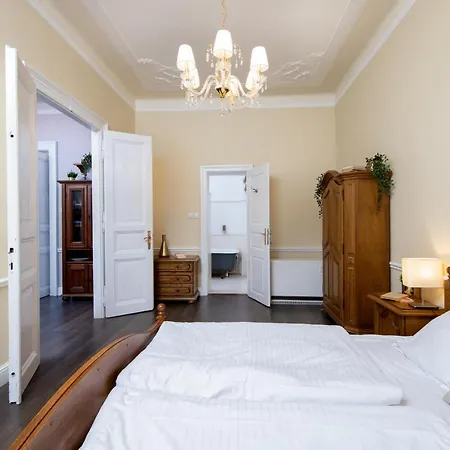 Classy Old Town #41